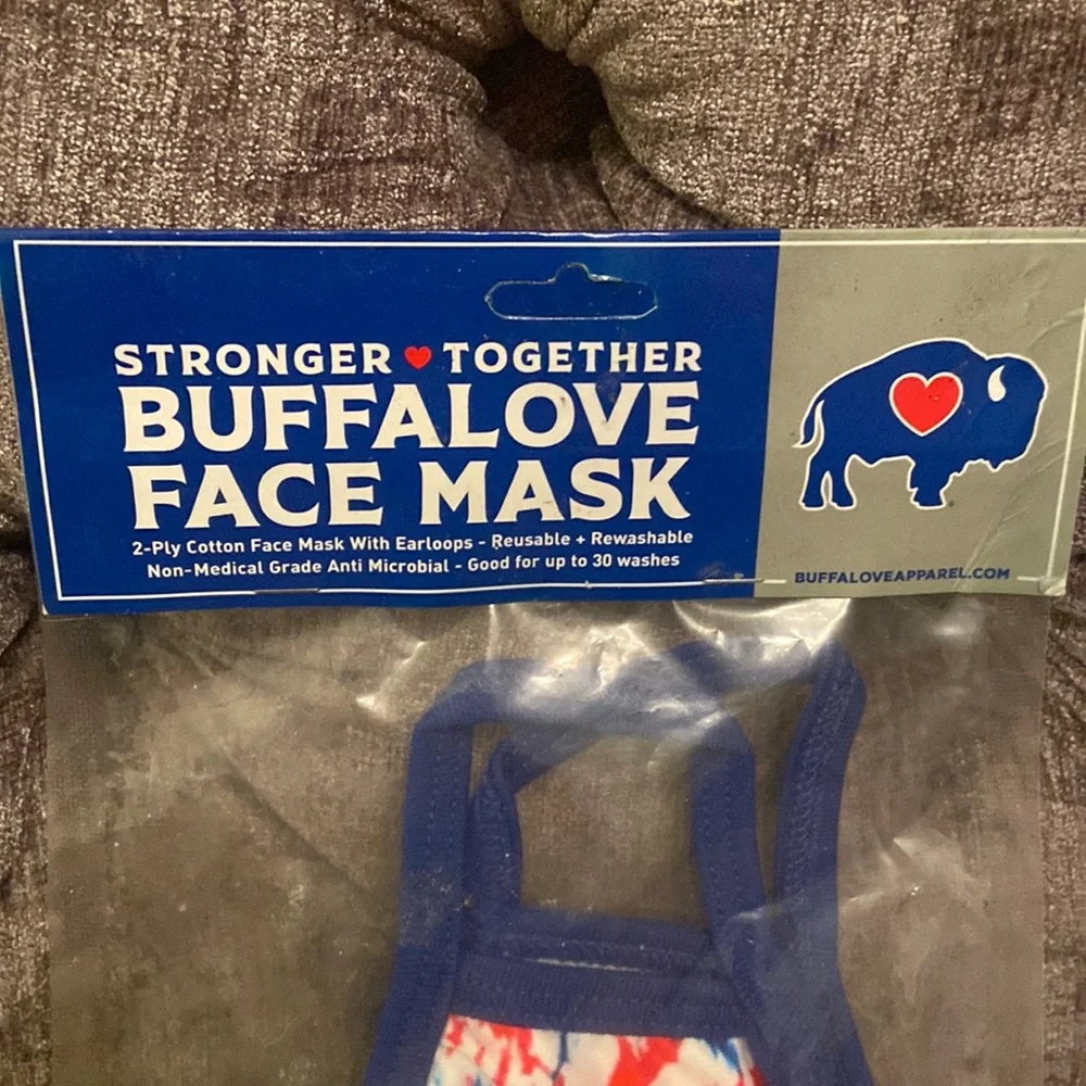 New Buffalo love mask